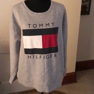 Tommy Hilfiger sweatshirt size L. Ptp 24”
